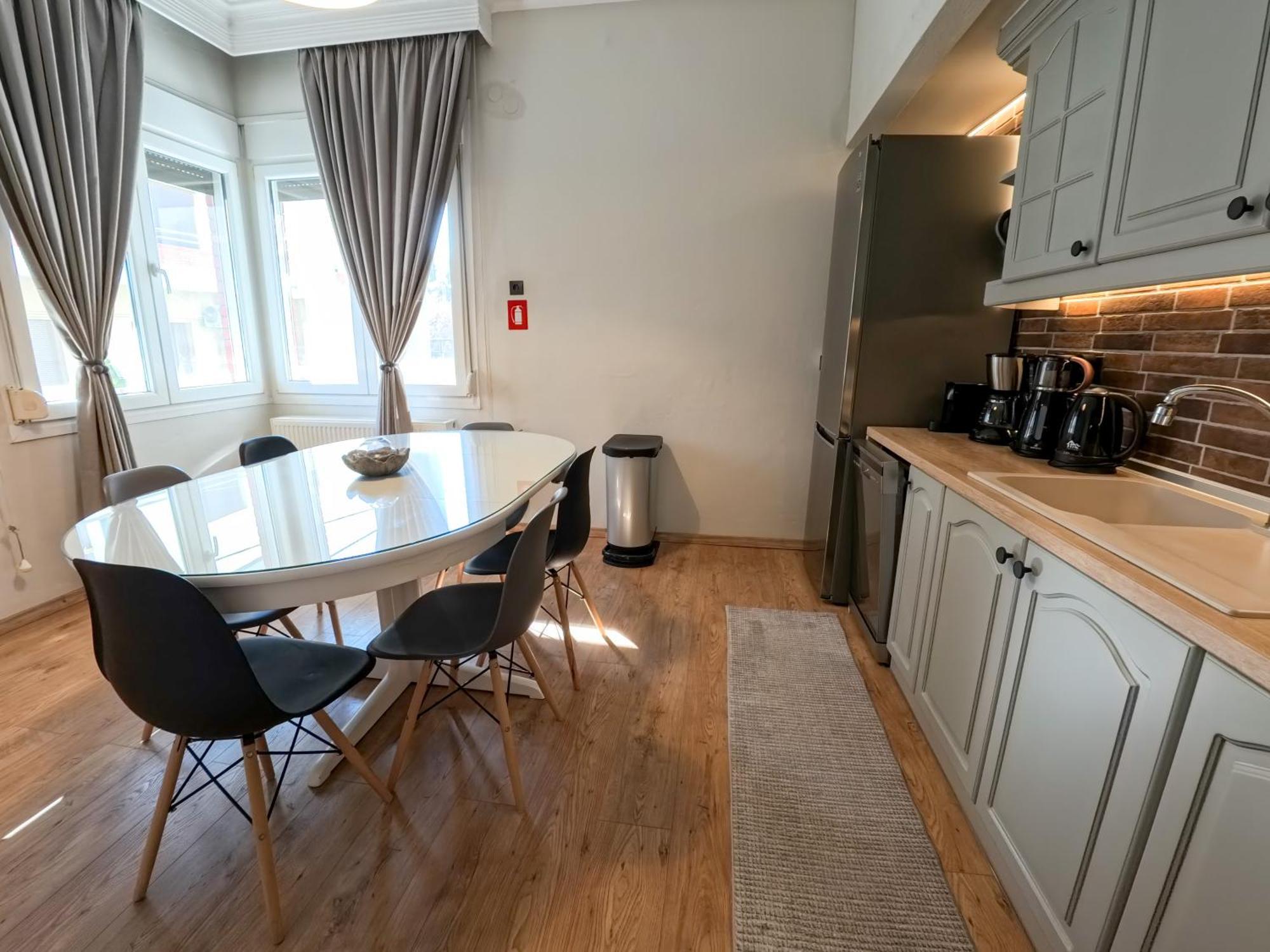 Living Life Apartment Komotini Exterior foto